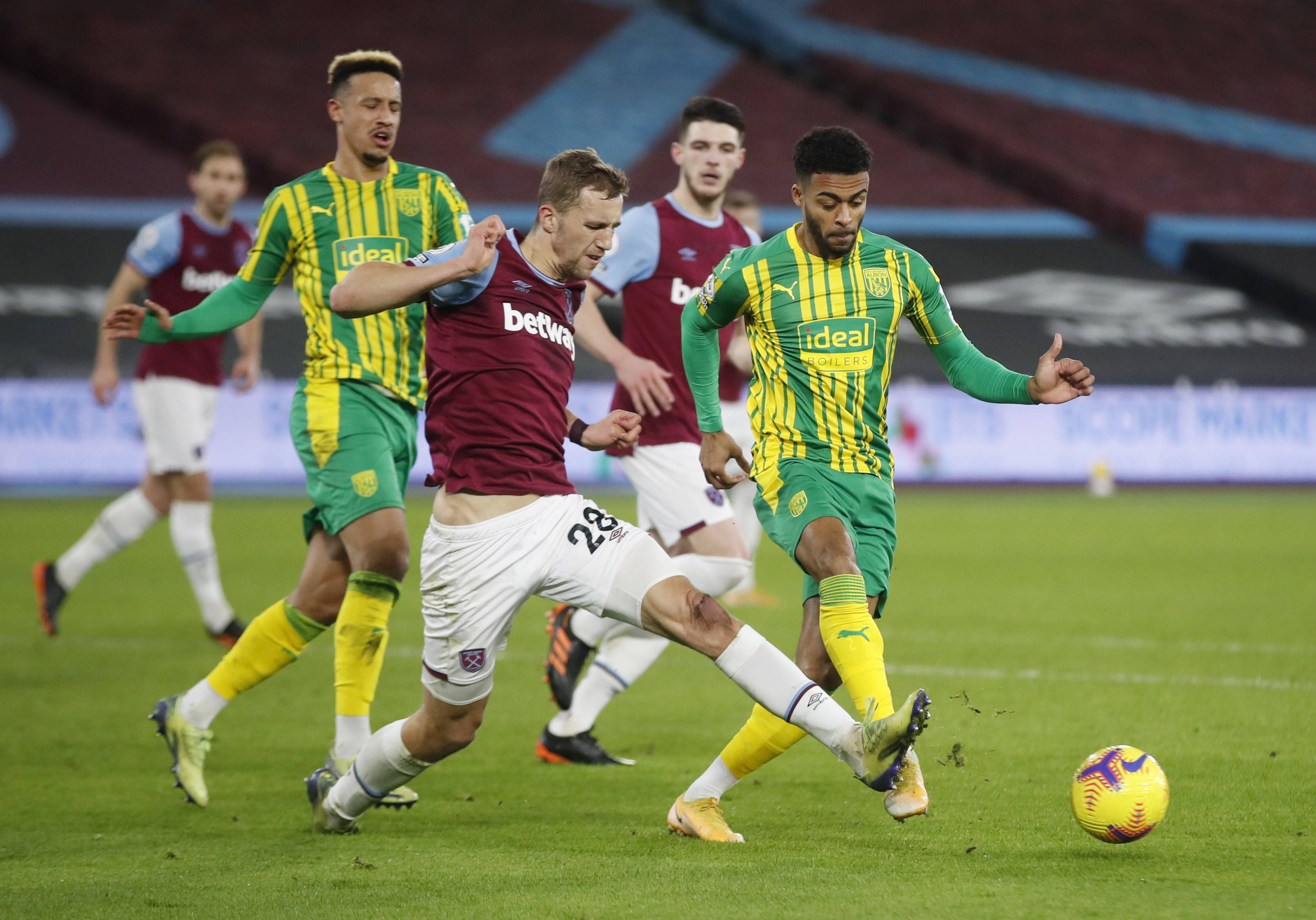 在对阵强敌 在对阵强敌